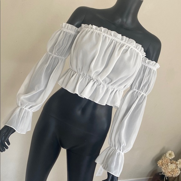 White Romantic Ruffled Blouse - Picture 3 of 10